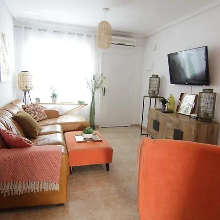 Con Piscina Privada, Aguas Nuevas, *