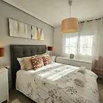 Con Piscina Privada, Aguas Nuevas,