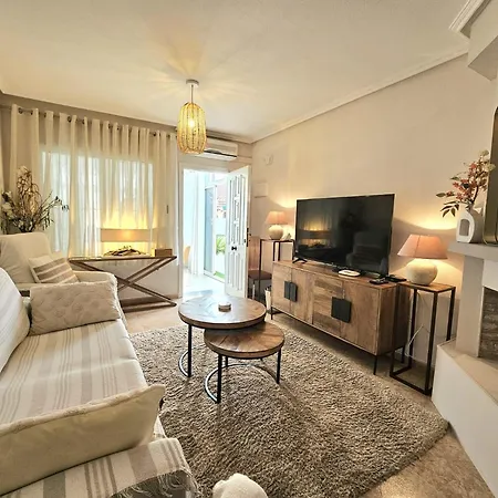 Con Piscina Privada, Aguas Nuevas, Apartment Torrevieja