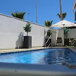 Con Piscina Privada, Aguas Nuevas,